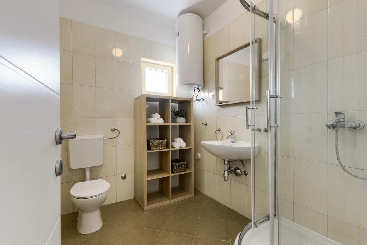 Lrs Apartment In The Center Of Zadar Buitenkant foto